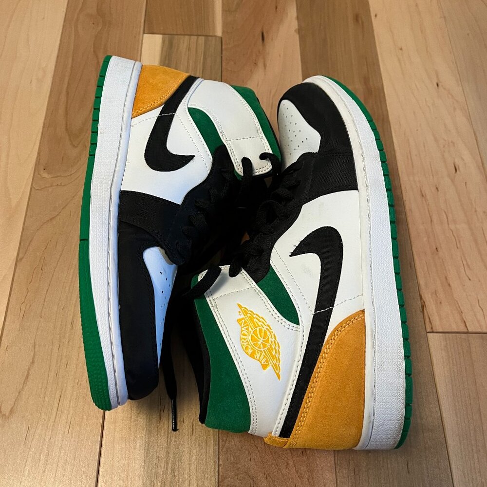 Men's Nike Air Jordan High-Top Sneaker, size 10.5